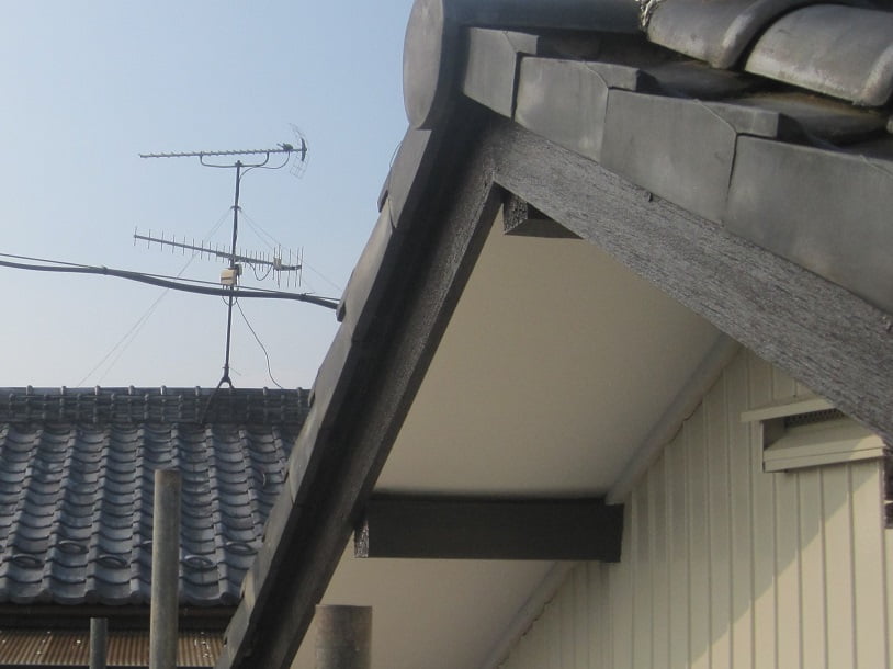 外壁塗装／波板張り替え施工後