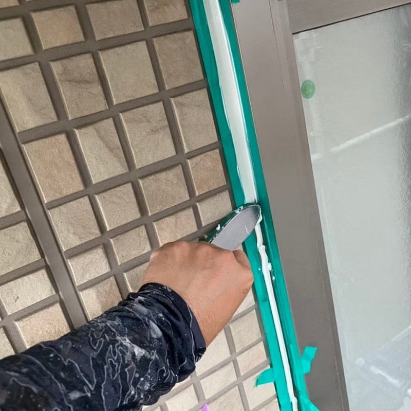 コーキング充填